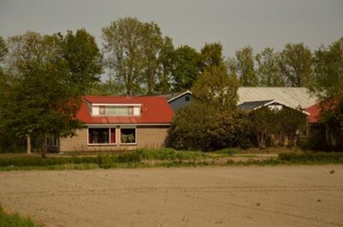 Buiten-de-deur dienst 
